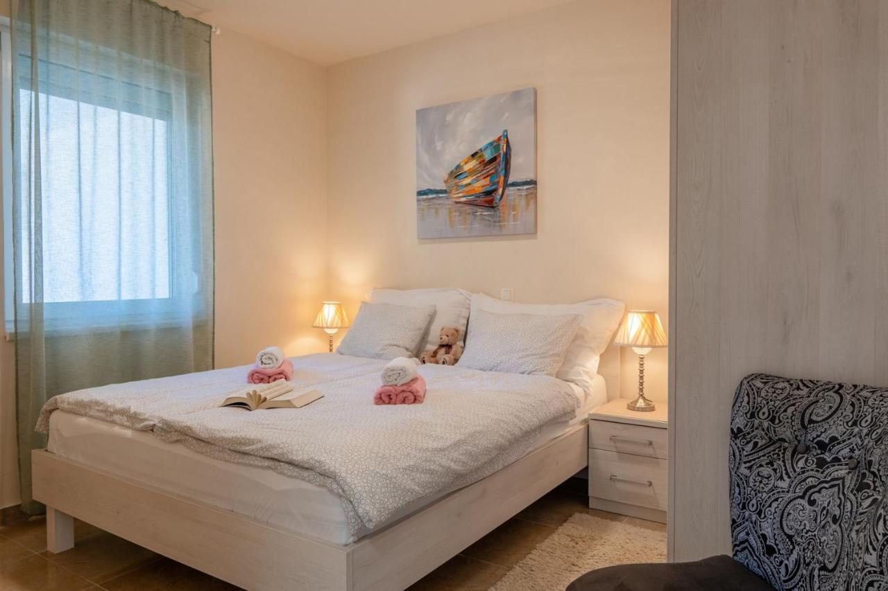 Apartments Sum Mora Vir Εξωτερικό φωτογραφία