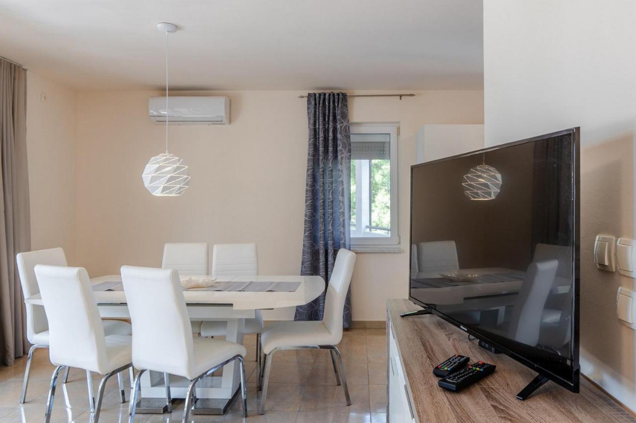 Apartments Sum Mora Vir Εξωτερικό φωτογραφία