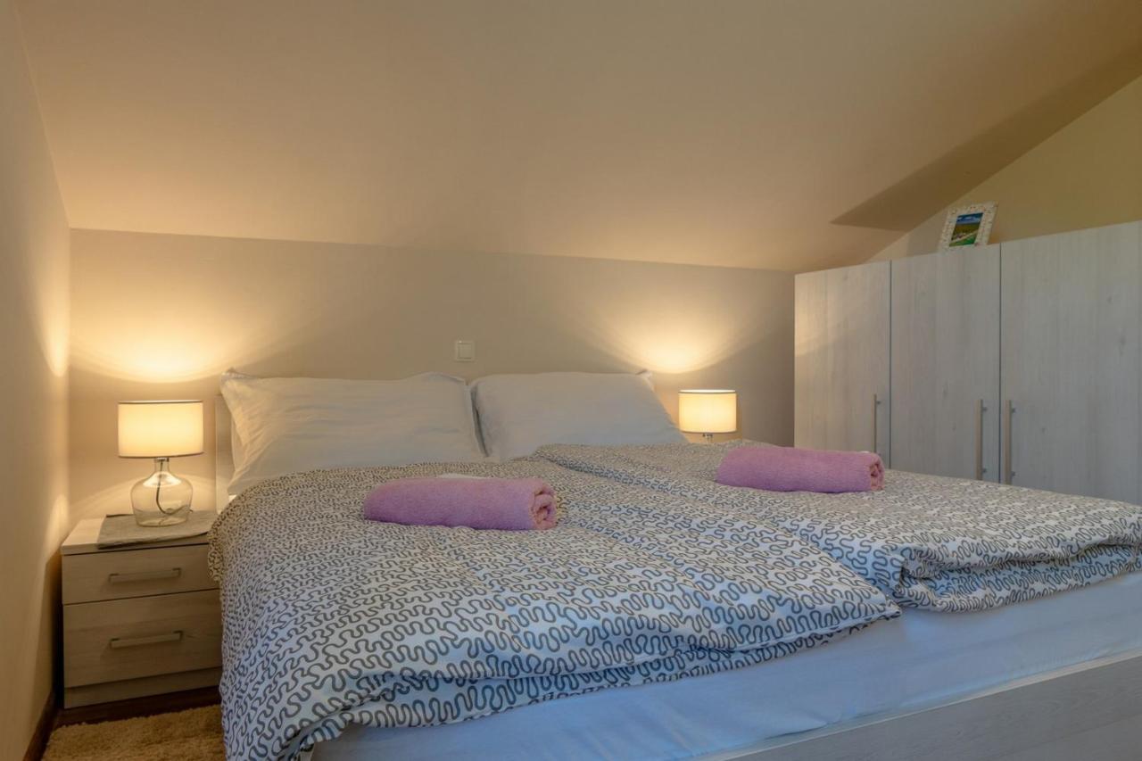 Apartments Sum Mora Vir Εξωτερικό φωτογραφία