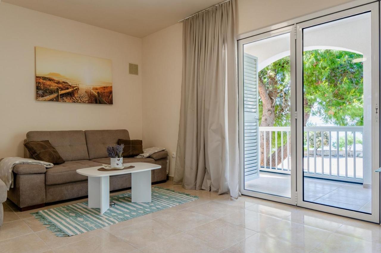 Apartments Sum Mora Vir Εξωτερικό φωτογραφία