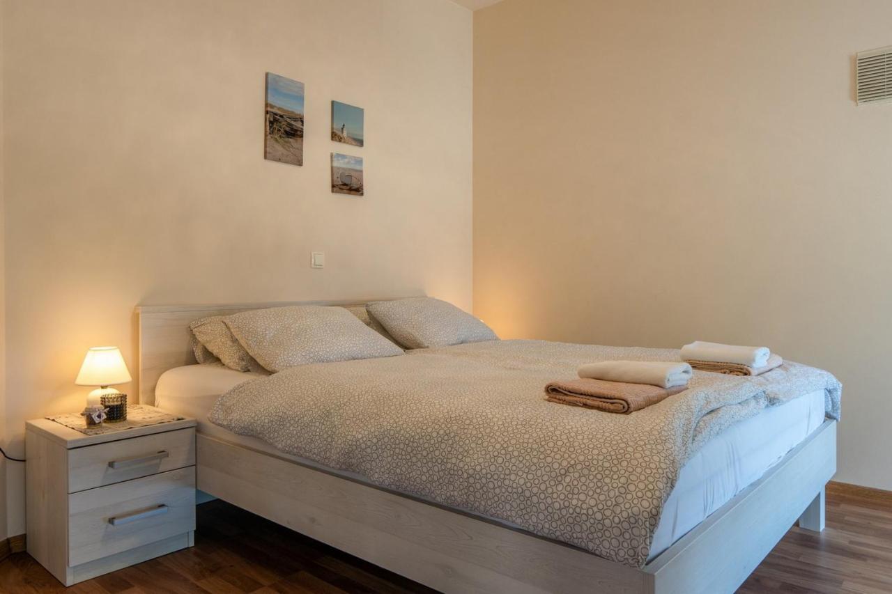Apartments Sum Mora Vir Εξωτερικό φωτογραφία