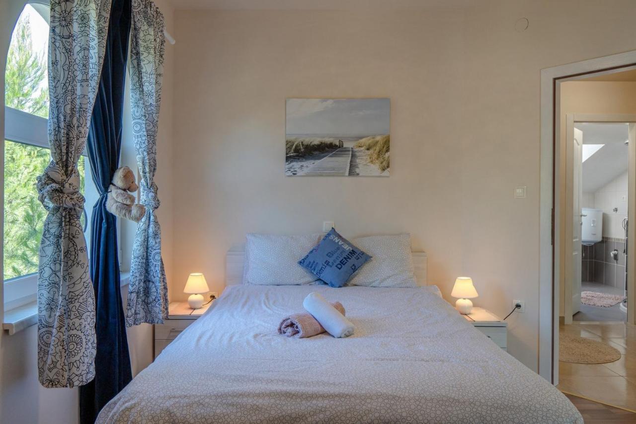 Apartments Sum Mora Vir Εξωτερικό φωτογραφία