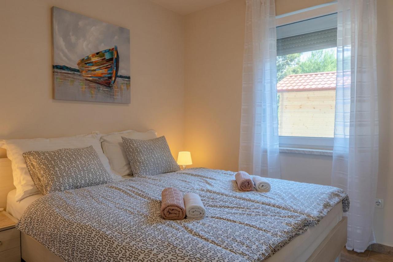 Apartments Sum Mora Vir Εξωτερικό φωτογραφία